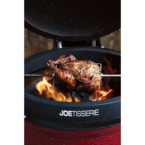 Elektrický otočný rožeň na grilování Kamado Joe JOETISSERIE - dokonalé pozvolné opékání na otáčejícím se rožni